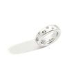 Anello Pomellato Iconica Fede Media in Oro Bianco e Diamanti